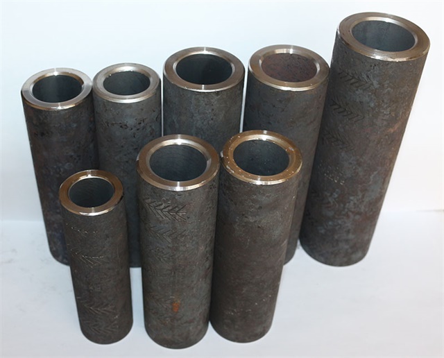 衡南<font style='color:red'>冷挤压套筒</font>设备